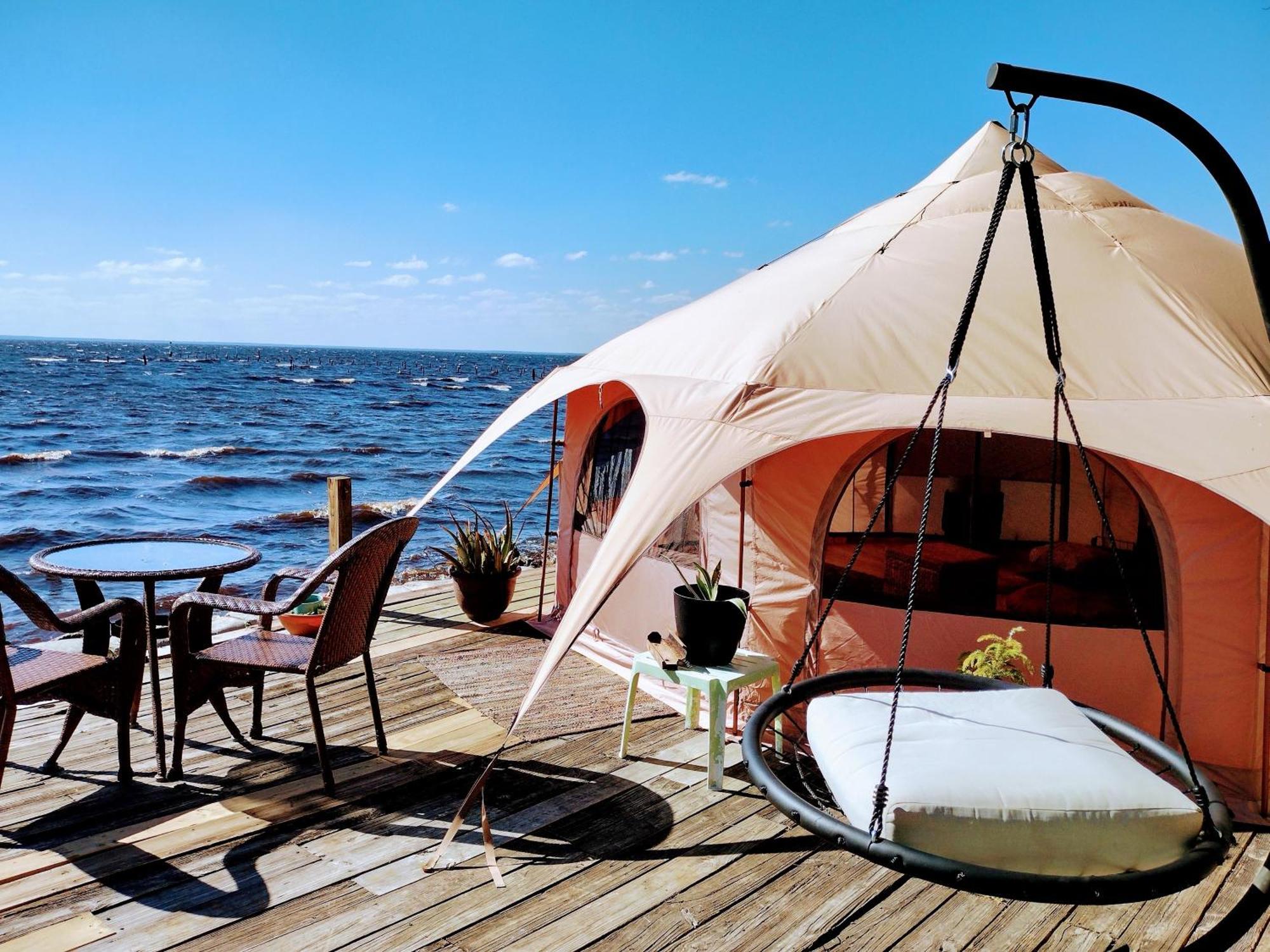 The Lodge At Runaway Bay Seville Экстерьер фото